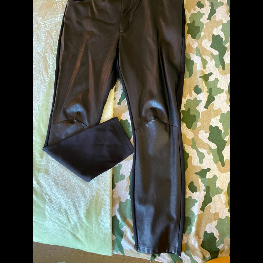 Ellos ,Faux leather front leggings, women’s sz.16
